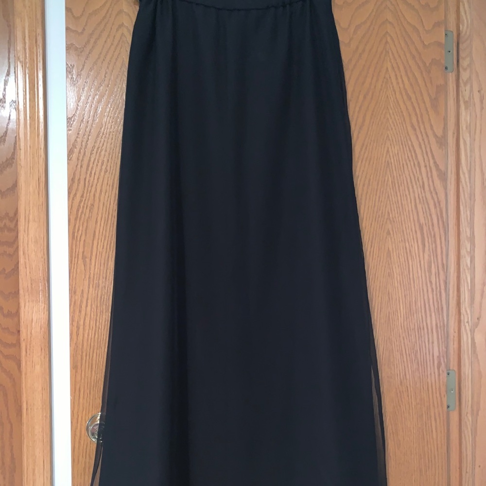 Black skirt